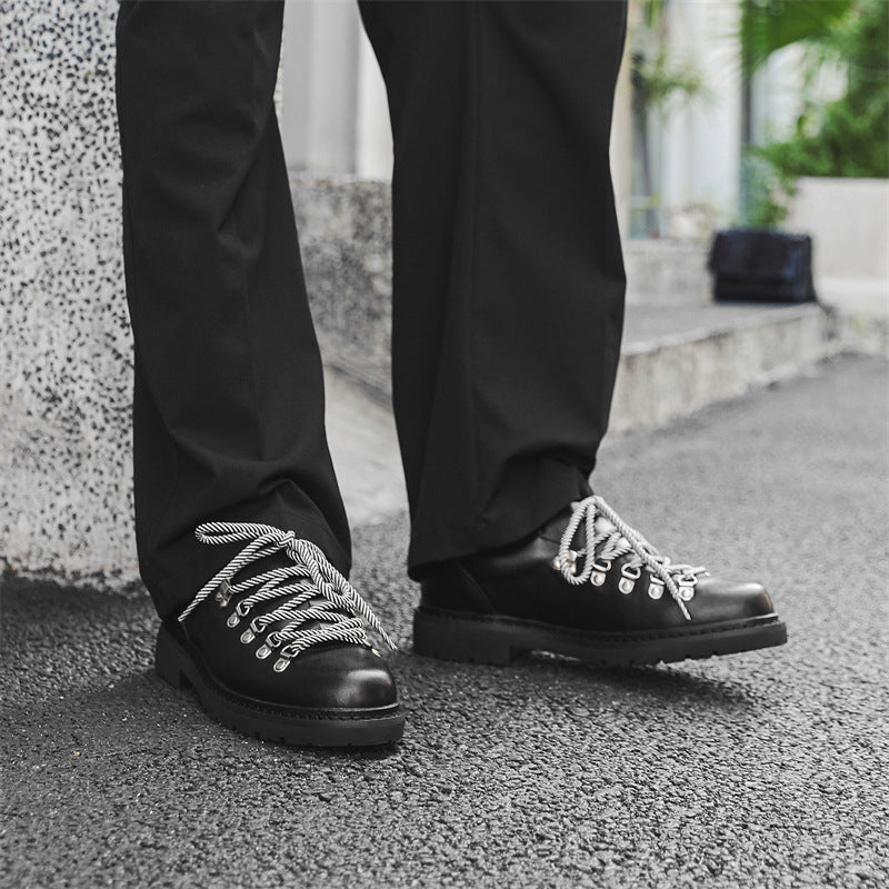 Summit Derby | Robuster Stil & Urbaner Look