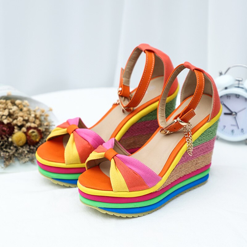 Chiara | Plateau-Sandalen Im Regenbogen-Look