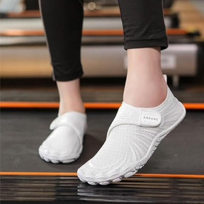 Barfuß-Minimalist-Kreuz für Damen | Ultraleichte weiße Schrauben